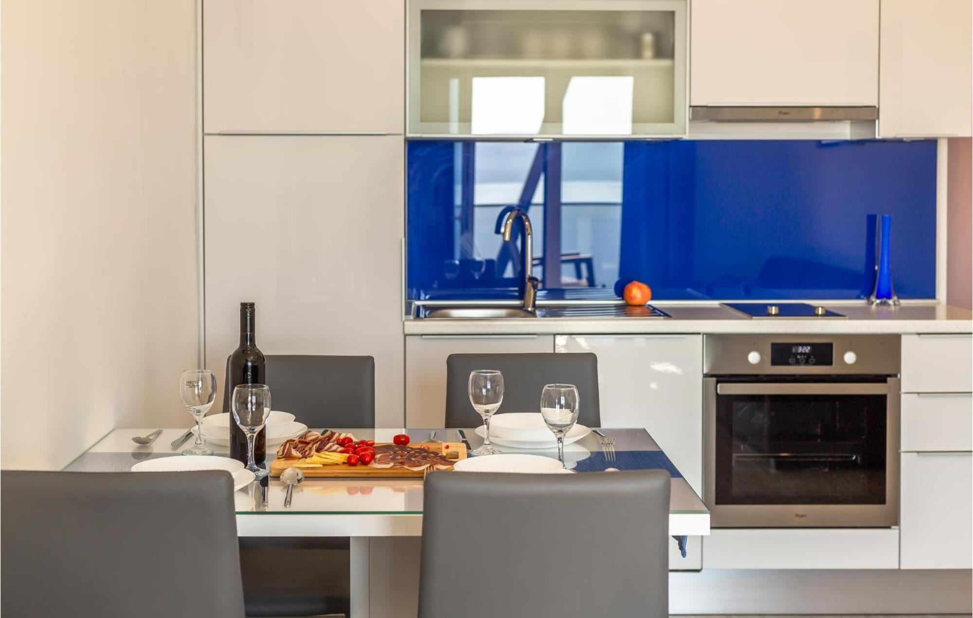 Amazing Apartment In Medici With Kitchen Kutleša Dış mekan fotoğraf